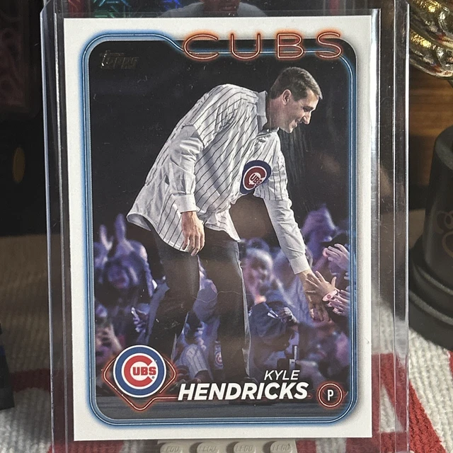MIROIR DORÉ KYLE Hendricks 2024 Topps Series Two 567 SSP EUR 44,77