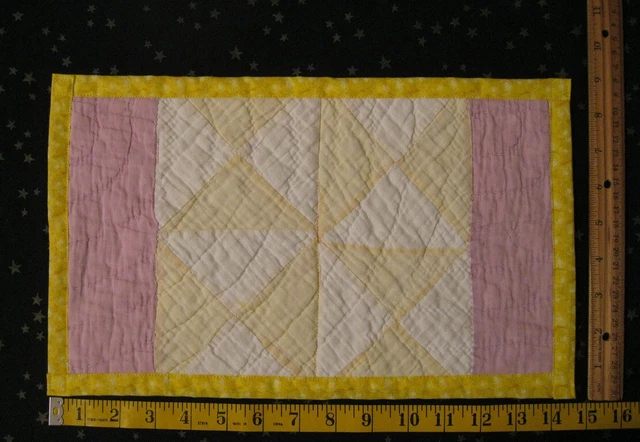 Vtg Cutter quilt table mat 9x14" apx yellow pink Handmade NEW
