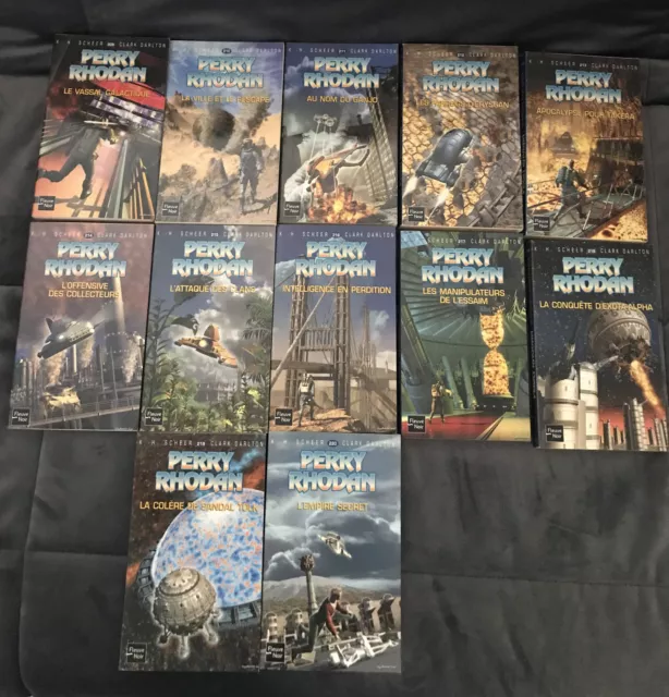 Lot livres Les Aventures de PERRY RHODAN 209 à  220 Editions FLEUVE NOIR x12