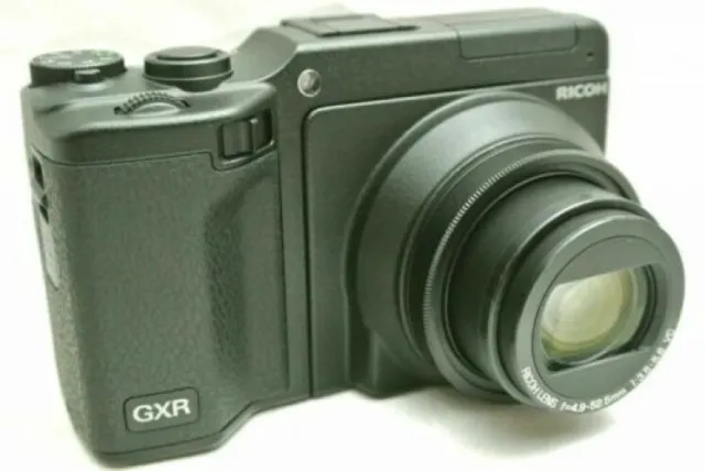 Ricoh GR GXR P10 10.0MP Digital Camera - Black (Kit w/ VC 28-300mm Lens)