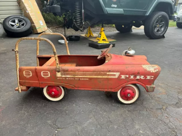 Vintage Pedal Fire Truck 1960'S Flat Face Fire Truck Pedal Car Murray Pedal Car 2