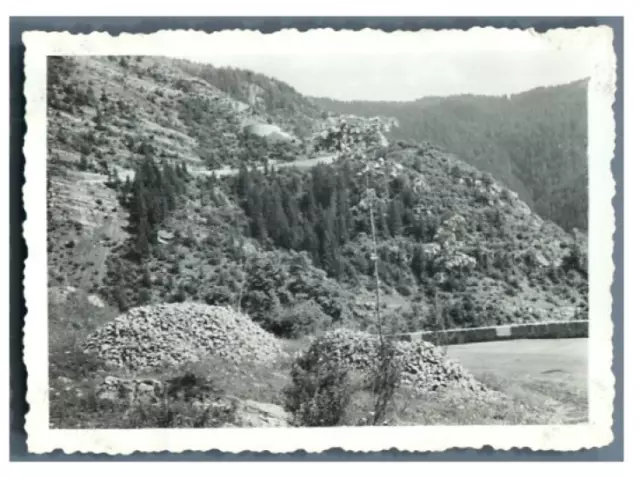 France, Route de Peïra-Cava Vintage silver print. Série de photos sur le sujet d