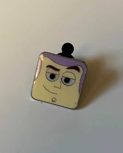 Disney pin Buzz LIghtyear Toy Story Square Face Pixar SDR Disneyland