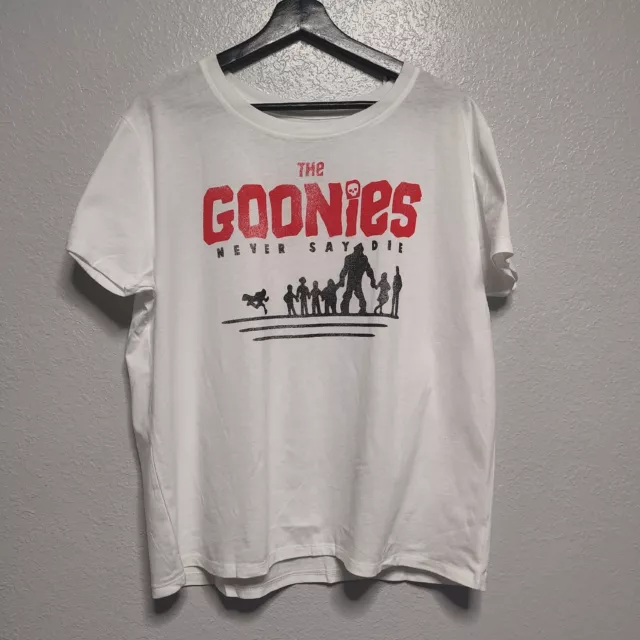 Women's The Goonies Short Sleeve Graphic Boyfriend T-Shirt - White - XXL