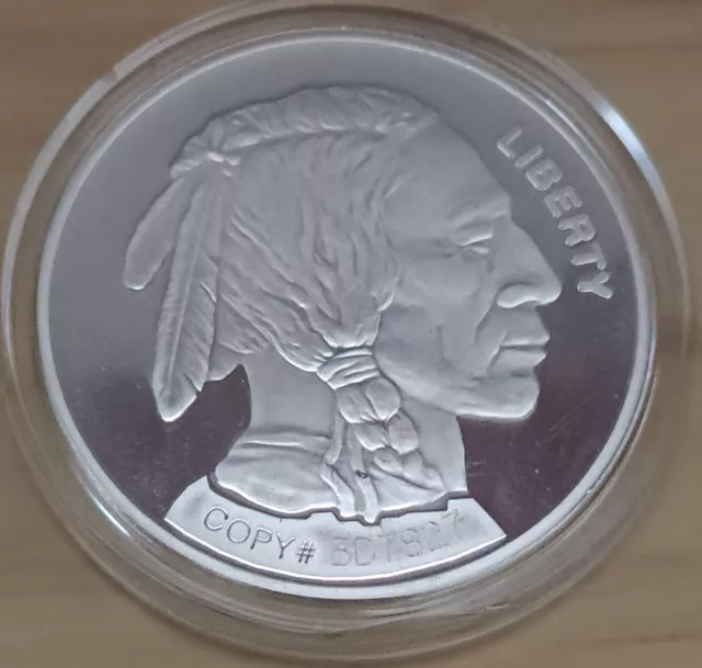 2001 Indian Head & Buffalo 1 Troy oz. .999 Fine Silver in Capsule Copy