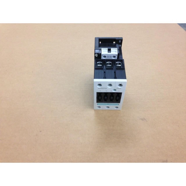Siemens 02432942000 Non-Reversing Contactor 110-120/50-60/3 3 Poles 215222
