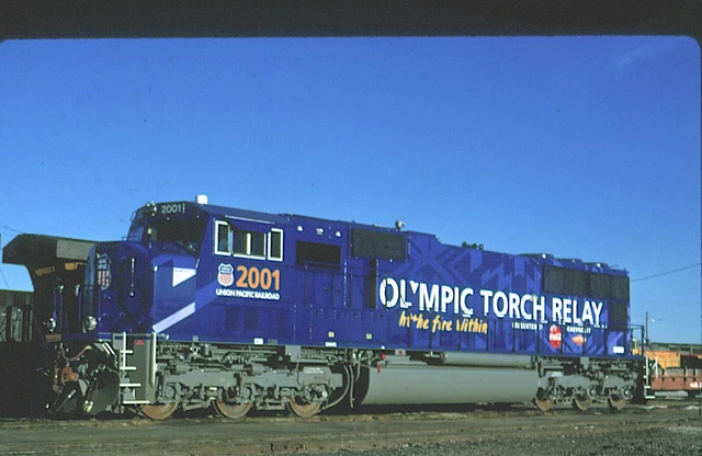 UP 2001 SD-70M, Council Bluffs, Ia, 12/01; Kodachrome Original