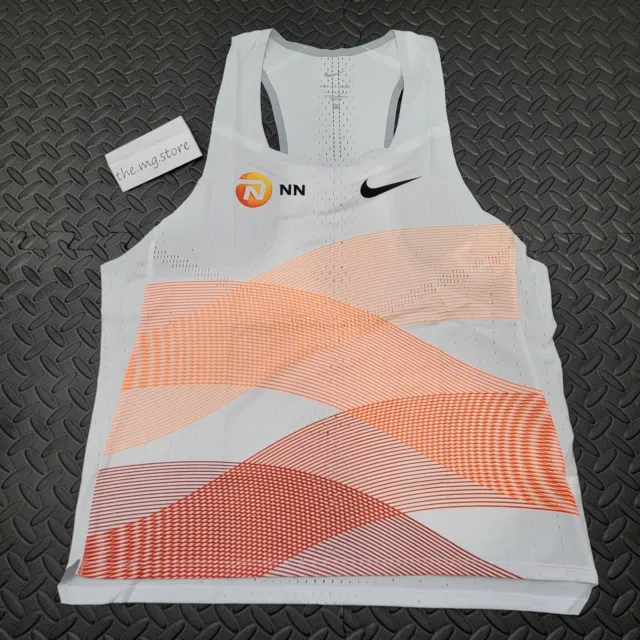 Nike Pro Men's Sleeveless Top Bv5629-100 : : Clothing, Shoes &  Accessories