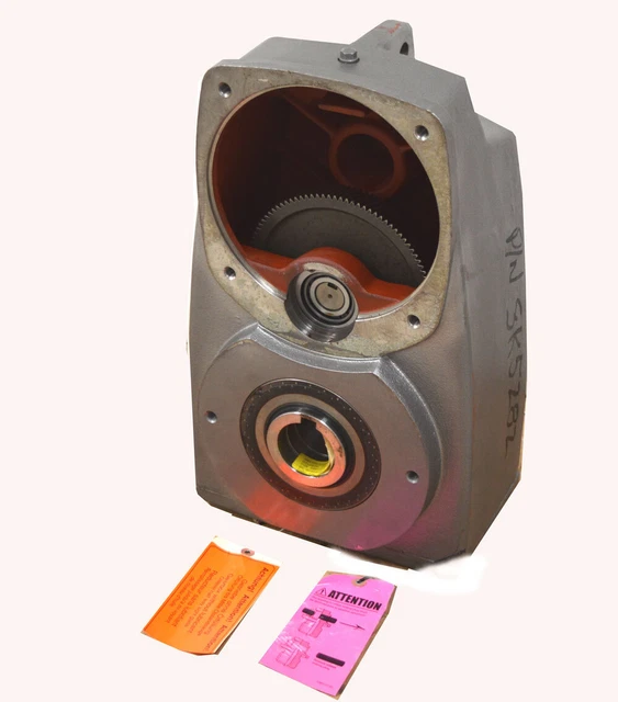 NEW Nord SK5282AZG-F Industrial Parallel-Shaft Reducer Speed Gear 26285-lb-in M6