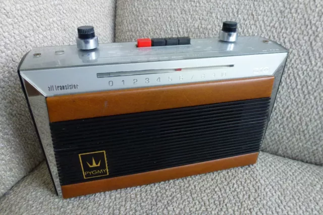 Radio Transistor PYGMY modèle 610 Fin des années 60