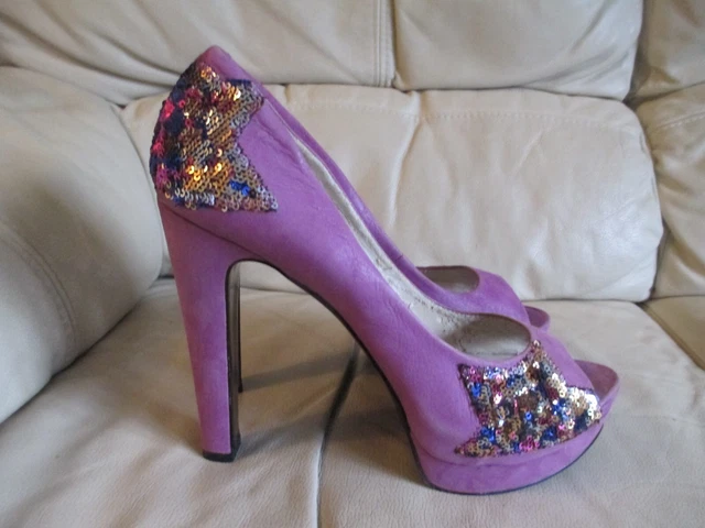 Nine west 2024 fuchsia shoes