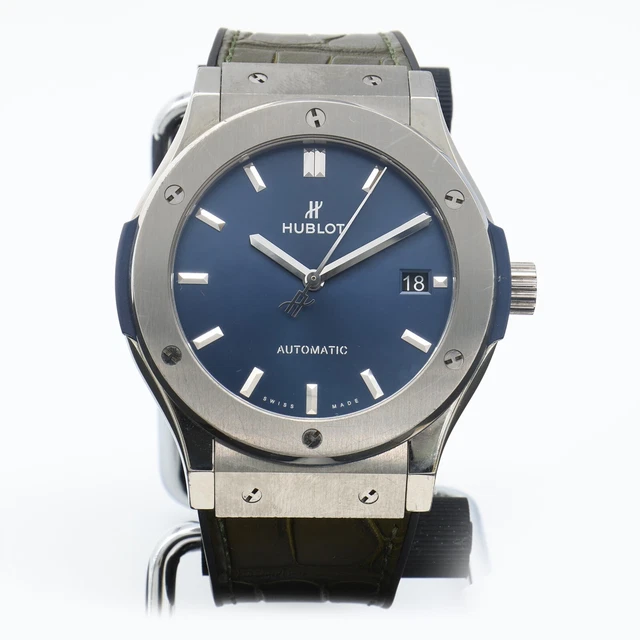 Hublot Classic Fusion Blue Titanium 511.NX.7170.LR Blue Dial 45mm Complete Set Hublot Classic Fusion Blue Titanium 511.NX.7170.LR Blue Dial 45mm Complete Set