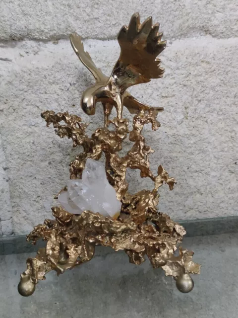 Claude-Victor BOELTZ / aigle en bronze dorée et quartz / signé