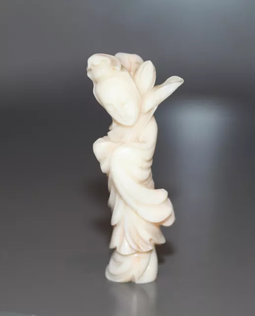 Antique Chinese carved white coral statue of Guanyin, Qing Dynasty, 19th century