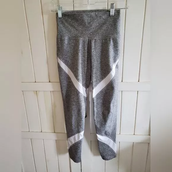 AERIE Juniors Small gray/white peekaboo cutout athletic leggings