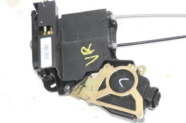 Serrure de porte avant droite Kia RIO 2 JB 813221G000 36485