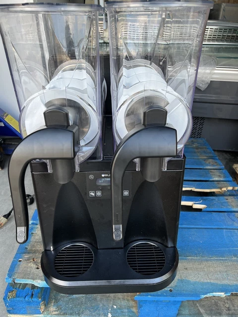Bunn ULTRA-2 HP Ultra Gourmet Ice Frozen Drink Machine w/ (2) 3 gal Bowls