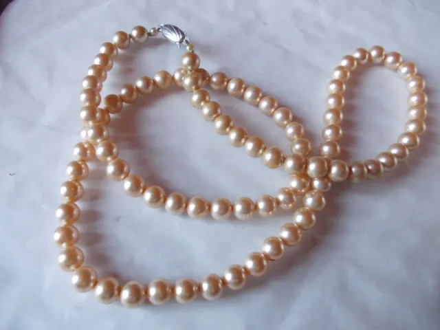 Collier de perles blanches 60 cm