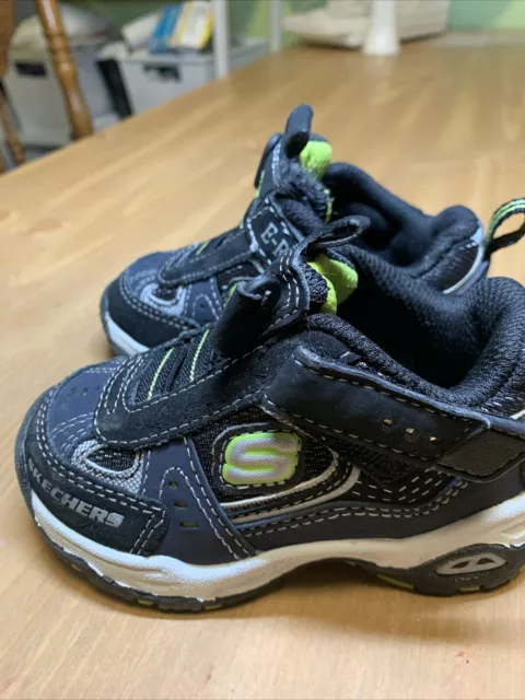 Boys sketchers size 5 deals