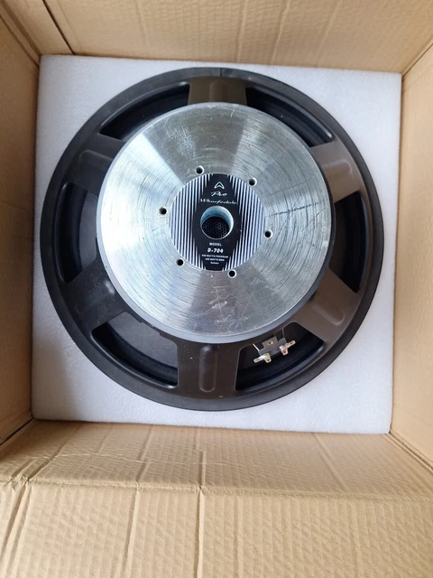 WHARFEDALE PRO D704 15