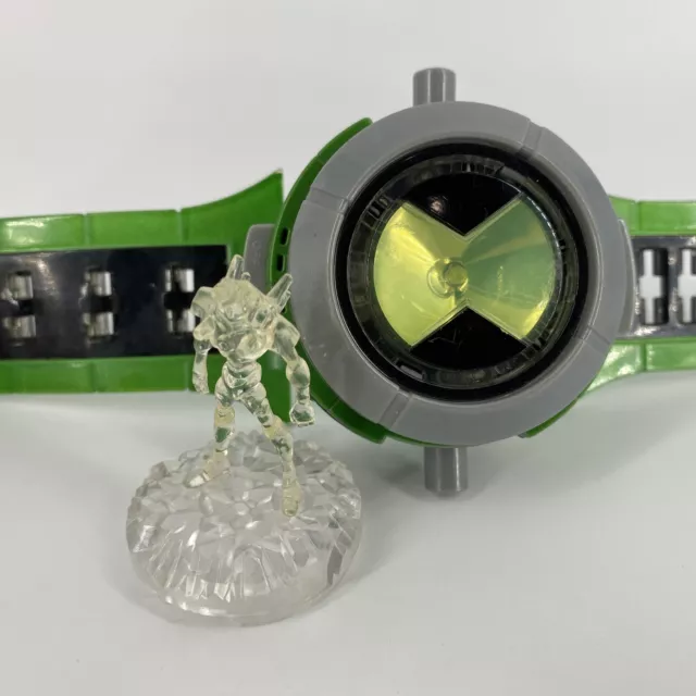 Ben 10 Ultimate Omnitrix FX Watch Bandai 2008 w/ 3 Crystals Aliens Light  Sounds