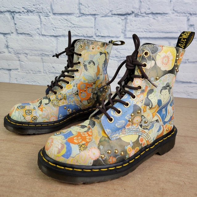 Dr martens asian art clearance