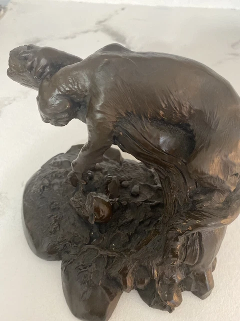 Puma and Cub  Vintage National Wildlife Federation Bronze Statue. 1984