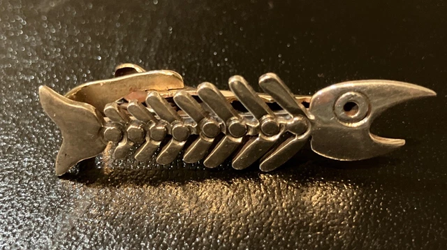Vintage Taxco Mexican Mid Century Sterling Silver Tie Bar Skeleton Fish Mexico