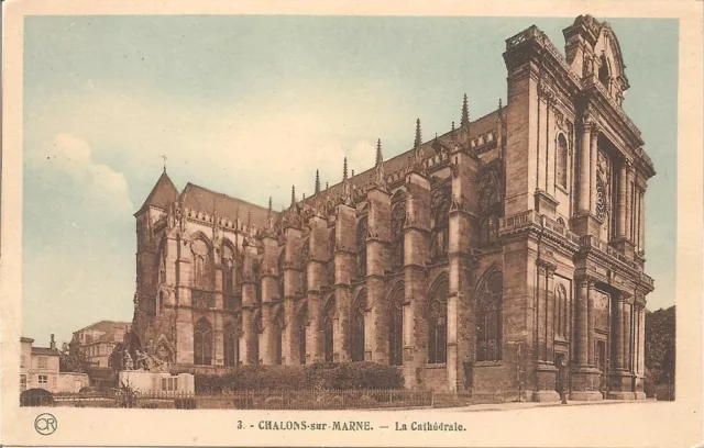 CPA 51 CHALONS sur MARNE  La Cathédrale