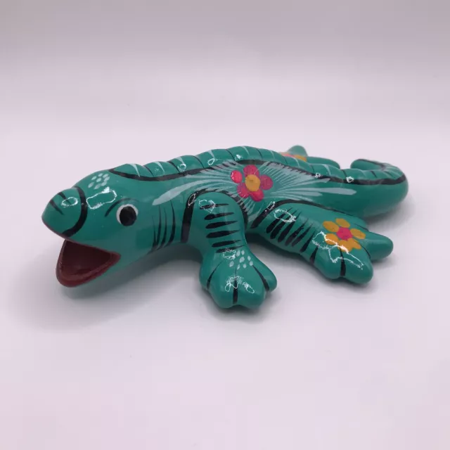 Mexican Talavera Folk Art Style Pottery Iguana Lizard Salamander Gheko 6"