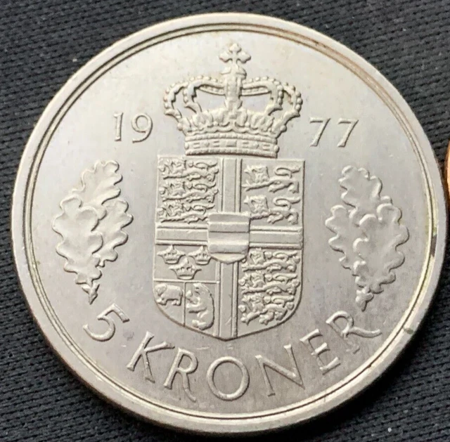 1977 Denmark 5 Kroner Coin UNC + High Grade  World Coin  #M272