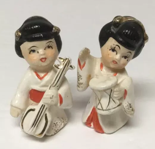 2 Vintage Japanese FIGURINE Doll Geisha Girl with Drum & Stringed Instrument