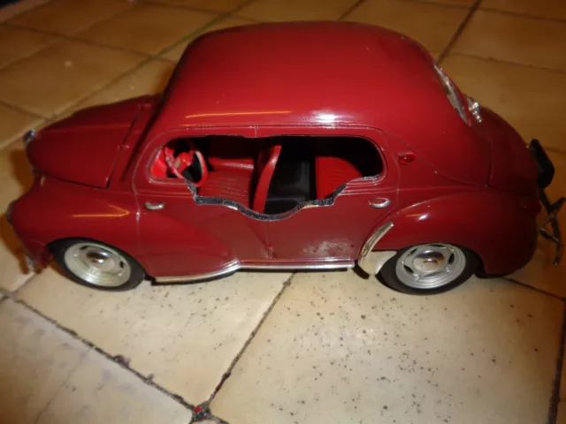 Solido  Rare Renault 4CV Prototype  1951  1/17  TBE