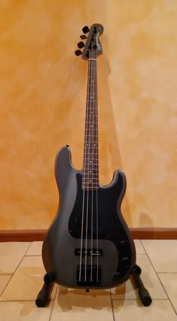 Basso elettrico Squier By Fender P-Bass Special Schaller/DiMarzio/SeymourDuncan