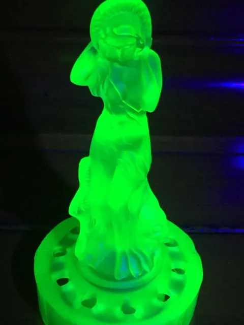 Art Deco Green Frosted Uranium Glass Walther & Sohne Arabella Figure Frog 1934.