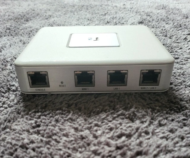 UBIQUITI NETWORKS USG UniFi Security Gateway Firewall Managed Gigabit
