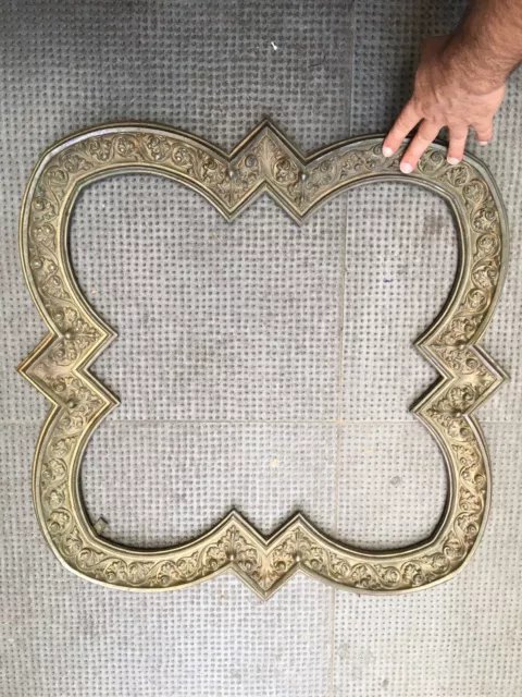 France Décor Shop  Couronnes des Rois Dorée 1 X100 pcs - Ø 160 mm