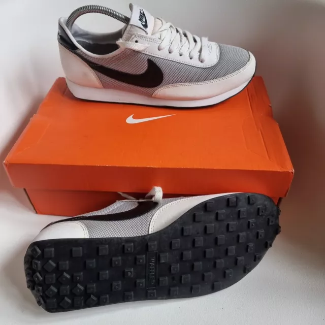 NIKE WAFFLE MENS trainers Size 8 waffle MD runner Internationalist