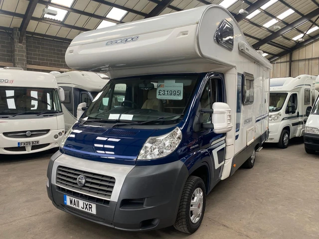 Fiat DUCATO 33 100 M-JET MWB SWIFT ESCAPE 624 4/5 BERTH MOTORHOME