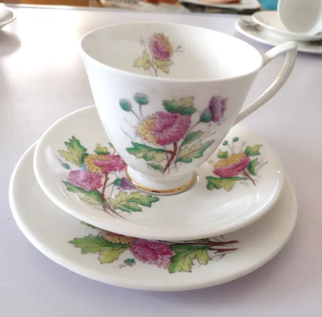 Royal Albert Flowers Of The Month  1 cup 1 saucer 1 tea plate nov chrysanthemum