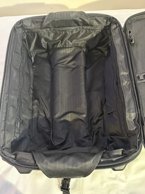 TUMI Carry-on Alpha Continental Traveler Zip Expandable 20" Carry-On ~22020 10