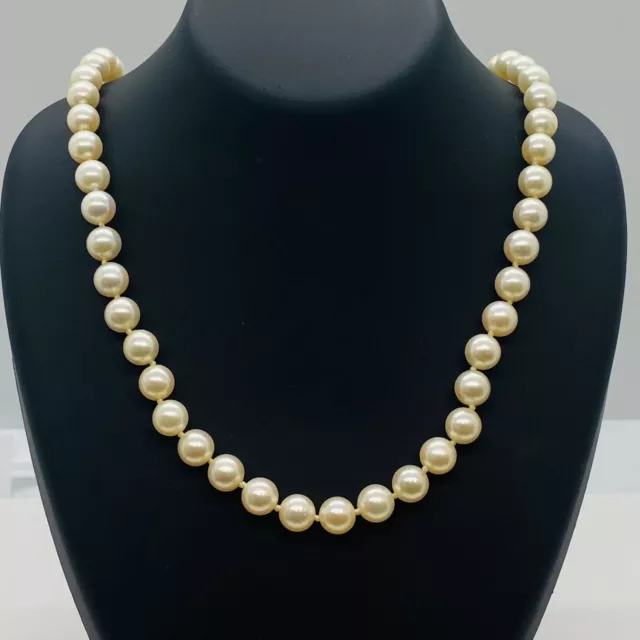 Pearl Necklace with Gold Cluster Catch