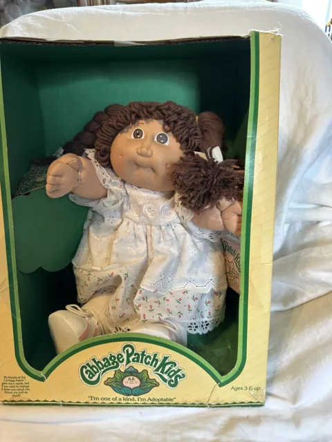 Vintage Coleco 1983 Cabbage Patch Kids Doll Brown Eyes Brown Hair Girl