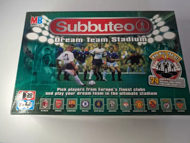 MB Games/Hasbro 2005 SUBBUTEO Dream Team Stadium Football Play Set