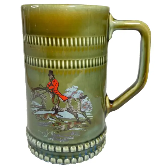 https://www.picclickimg.com/fiEAAOSwuzpllILs/Vintage-Wade-Irish-Pottery-Green-Porcelain-Mug-Riding.webp