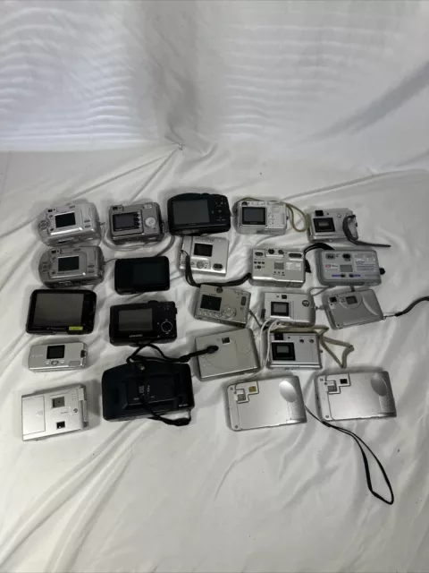 UNTESTED Camera Lot, Canon, Fuji, Samsung, Kodak, Sony, Minolta -Lot SOLD AS IS!