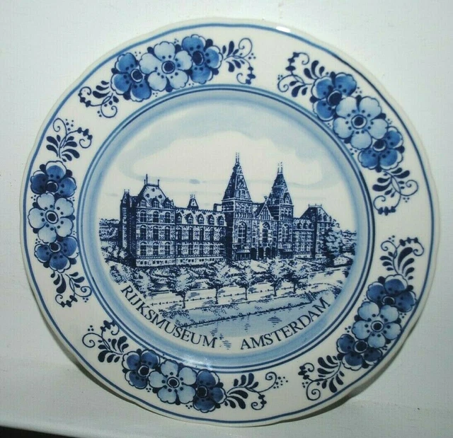 Rijksmuseum, Amsterdam, vintage 9" Delft blue porcelain plate, nice