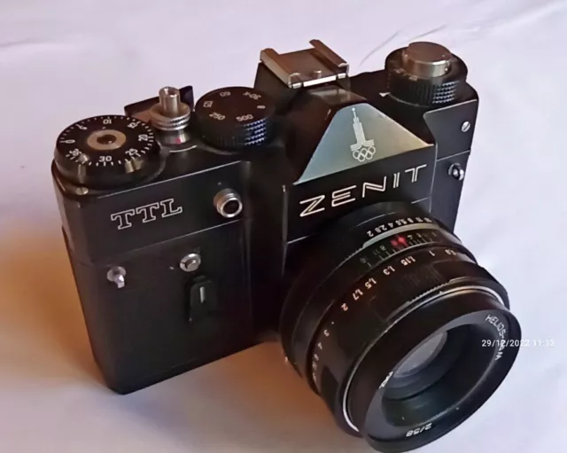 Zenit Ttl Olympics Vintage Camera Ussr  Helios -44M Lens With Case