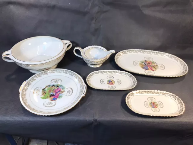 Lot de plats, soupière et saucière porcelaine véritable décor japonais vintage