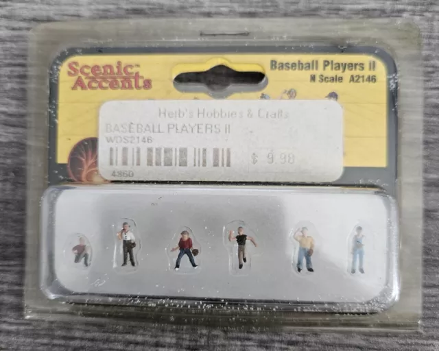 N Scale Baseball Players II - Woodland Scenics Scenic Accents #A2146